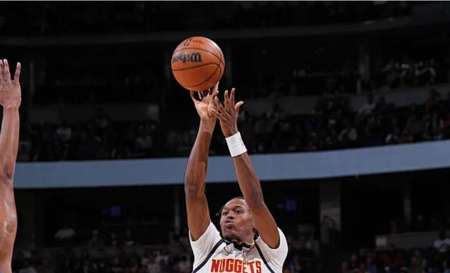 BOB半岛-进攻乏力全场仅87分!约基奇:我们有太多普通射手