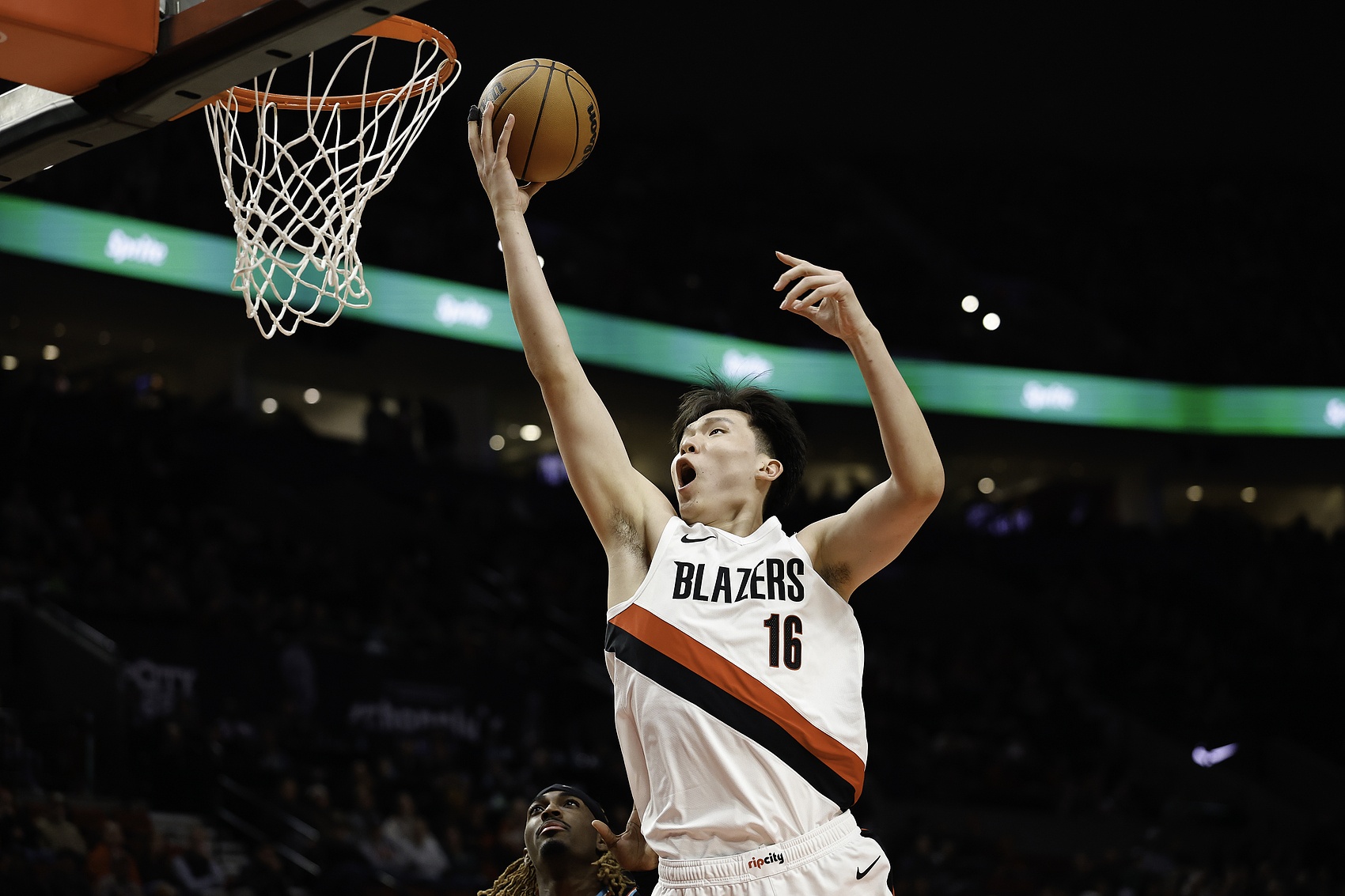 BOB半岛官网-拓媒：这破队看不到希望 全场最大呼声居然发生在杨瀚森得分时候