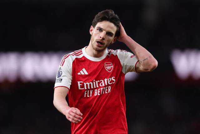 BOB半岛体育-2-0！1.2亿天王低迷，16岁天才闪耀，阿森纳拒绝爆冷，曼城无退路